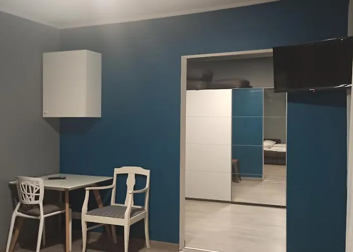 Riga Old Town Airy Apartment 4